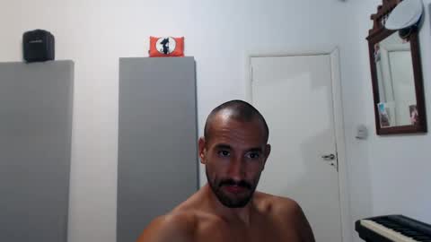 Snapshot of thekingofpains chatting on 01/20/25, 06:53 KINGOFPAINS online show from 01/20/25, 06:53