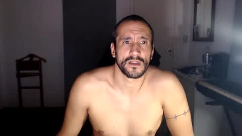 Snapshot of thekingofpains chatting on 09/10/25, 08:31 KINGOFPAINS online show from 09/10/25, 08:31