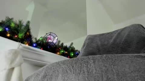 Snapshot of thekinkside chatting on 12/03/24, 10:29 KinkSide online show from 12/03/24, 10:29