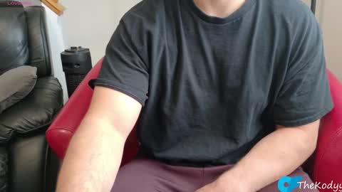 Snapshot of thekodyy chatting on 10/17/25, 02:08 thekodyy online show from 10/17/25, 02:08