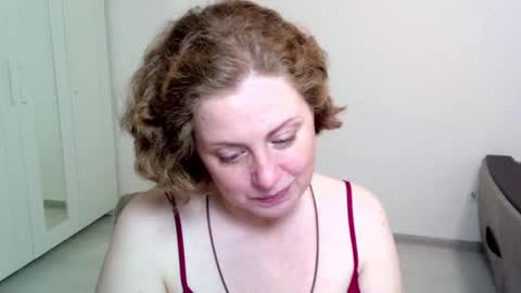 Snapshot of theladysblush chatting on 12/13/24, 12:39 Ella online show from 12/13/24, 12:39