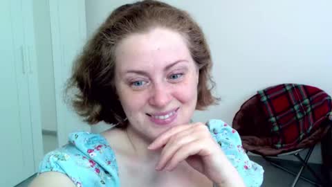 Snapshot of theladysblush chatting on 02/07/25, 08:01 Ella online show from 02/07/25, 08:01
