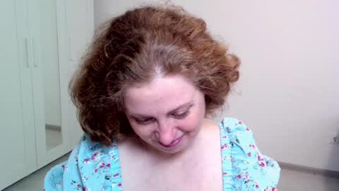 Snapshot of theladysblush chatting on 02/22/25, 02:41 Ella online show from 02/22/25, 02:41