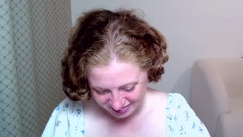 Snapshot of theladysblush chatting on 09/11/25, 07:14 Ella online show from 09/11/25, 07:14