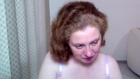 Ella online show from 11/24/25, 08:25