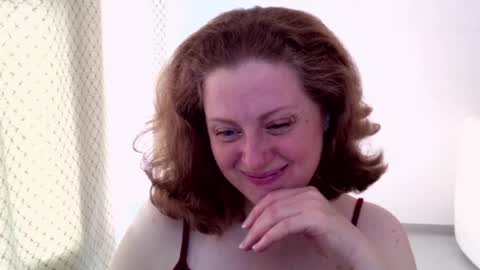 Ella online show from 04/12/26, 07:35