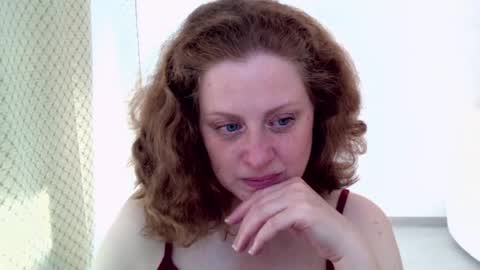 Snapshot of theladysblush chatting on 05/05/26, 07:49 Ella online show from 05/05/26, 07:49