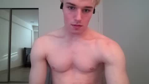 Snapshot of thelevimeyers chatting on 06/12/26, 01:37 thelevimeyers online show from 06/12/26, 01:37