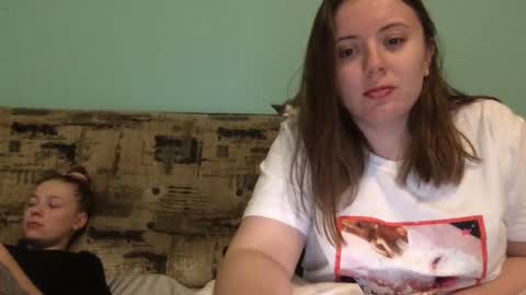 Snapshot of thelexy chatting on 09/14/25, 09:14 Alexa online show from 09/14/25, 09:14