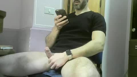 Snapshot of theliaz19 chatting on 02/15/25, 04:45 theliaz19 online show from 02/15/25, 04:45