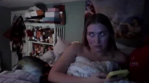 Little Bambii online show from 02/05/26, 02:49