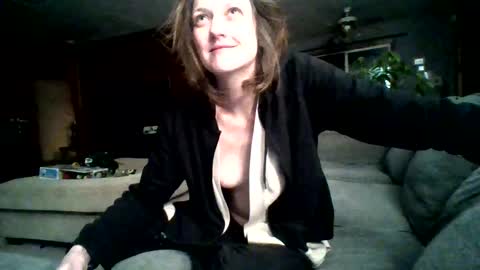 lovecreep online show from 02/14/25, 07:49