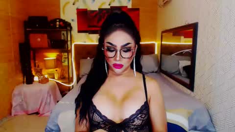 thelustqueen online show from 03/01/25, 07:04