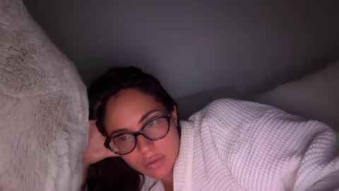 Lovepu7584 online show from 11/02/25, 02:14