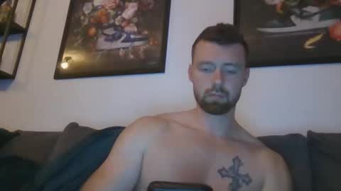 Snapshot of themankiniman chatting on 12/21/25, 09:33 Thilo online show from 12/21/25, 09:33