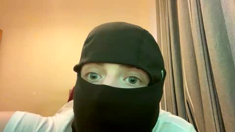 Snapshot of themanxmr chatting on 05/06/26, 07:08 Bruce online show from 05/06/26, 07:08
