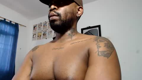 Snapshot of themasterbbc69 chatting on 06/26/26, 06:01 camilo online show from 06/26/26, 06:01