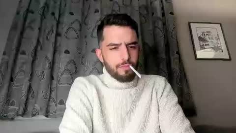 Snapshot of themmistokles chatting on 12/05/24, 10:12 themmistokles online show from 12/05/24, 10:12