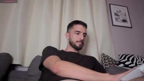 Snapshot of themmistokles chatting on 09/16/25, 06:42 themmistokles online show from 09/16/25, 06:42