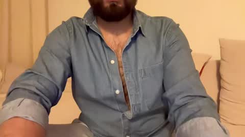 Snapshot of themonarchgoat chatting on 12/18/24, 10:24 TheMonarchGoat online show from 12/18/24, 10:24