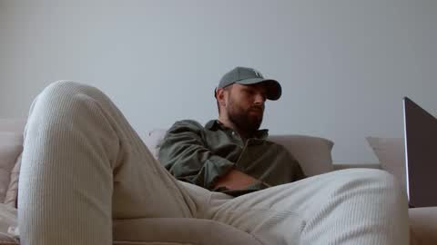 TheMonarchGoat online show from 04/10/26, 11:04