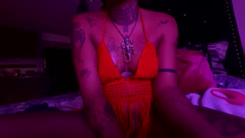 Snapshot of themoodywitch chatting on 11/26/25, 03:29 the moody witch online show from 11/26/25, 03:29