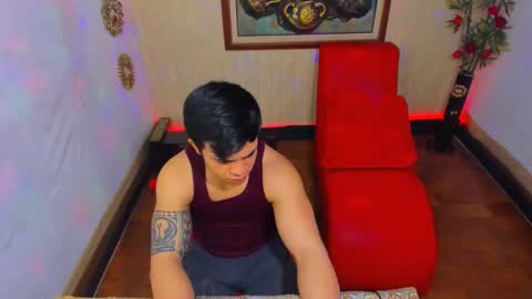 themuscularvenezuelanman online show from 04/24/26, 04:59
