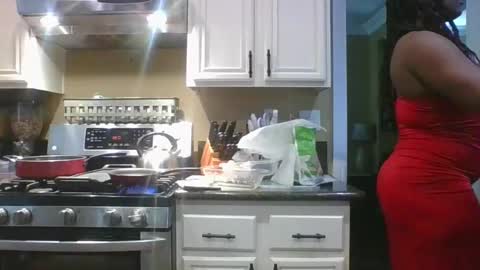 Snapshot of thenaturalgoddess chatting on 01/06/25, 08:28 TheNaturalGoddess online show from 01/06/25, 08:28