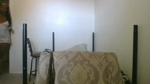 Snapshot of thenaturalgoddess chatting on 10/27/25, 05:28 TheNaturalGoddess online show from 10/27/25, 05:28