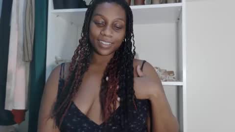Snapshot of thenaturalgoddess chatting on 11/30/25, 06:06 TheNaturalGoddess online show from 11/30/25, 06:06