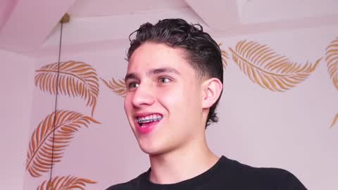 Snapshot of theohawke_ chatting on 01/26/25, 11:39 THEO- MATEO online show from 01/26/25, 11:39