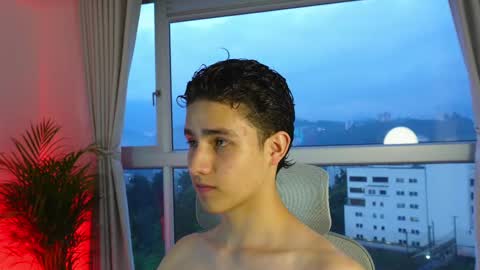 Snapshot of theohawke_ chatting on 02/18/25, 11:08 THEO- MATEO online show from 02/18/25, 11:08