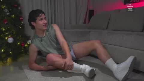  THEO- MATEO  online show from 12/20/25, 11:12