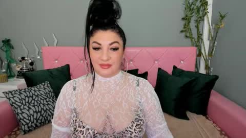 Snapshot of theonerosegoddes chatting on 10/18/25, 05:03 theonerosegoddes online show from 10/18/25, 05:03