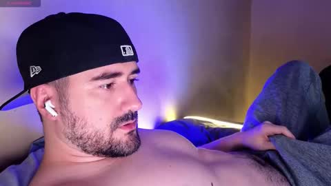 Theo Ravi online show from 12/22/25, 03:36