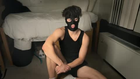 theos_hole online show from 06/12/26, 01:59