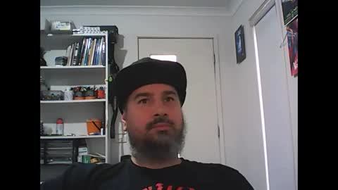 aussiebeard online show from 10/31/25, 01:28