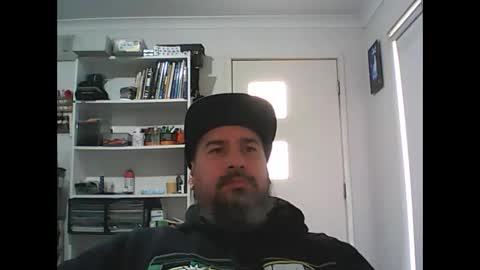 aussiebeard online show from 11/17/25, 02:06