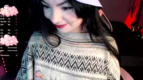 Snapshot of theprojectsara1 chatting on 10/25/25, 09:20 Sara online show from 10/25/25, 09:20