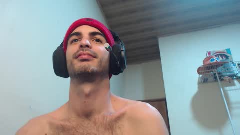 Snapshot of therazhanen chatting on 11/04/25, 06:45 Santiago Enrique online show from 11/04/25, 06:45