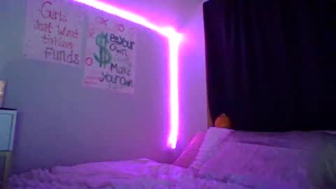 Snapshot of therealbabygofficial chatting on 11/01/25, 01:40 therealbabygofficial online show from 11/01/25, 01:40