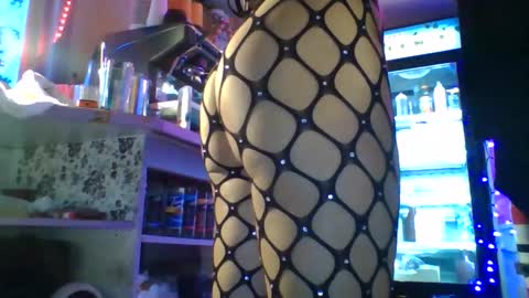 Snapshot of therealbabygofficial chatting on 11/25/25, 03:23 therealbabygofficial online show from 11/25/25, 03:23