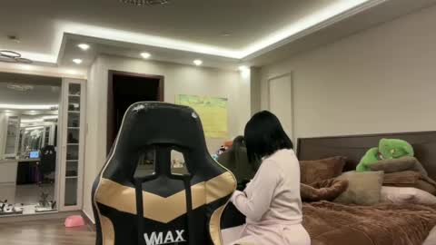 Snapshot of therealcamilabaddie chatting on 09/12/25, 12:22 therealcamilabaddie online show from 09/12/25, 12:22