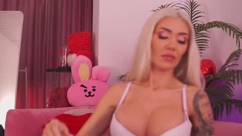 Deea  online show from 11/12/25, 09:21