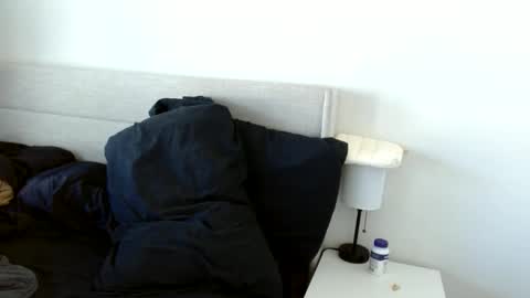 Yoshi online show from 11/23/25, 05:13