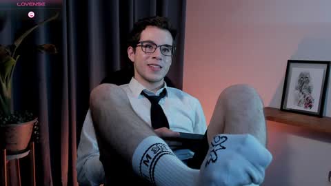 Snapshot of therealmartincox chatting on 01/28/25, 02:32 4th online show from 01/28/25, 02:32