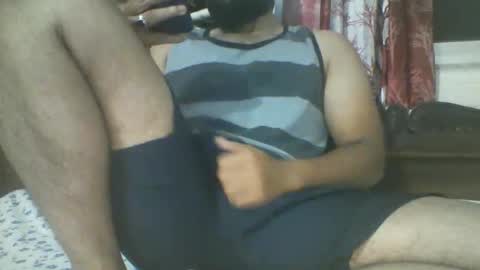 Snapshot of therichguy30 chatting on 10/30/25, 07:14 TheRichGuy online show from 10/30/25, 07:14