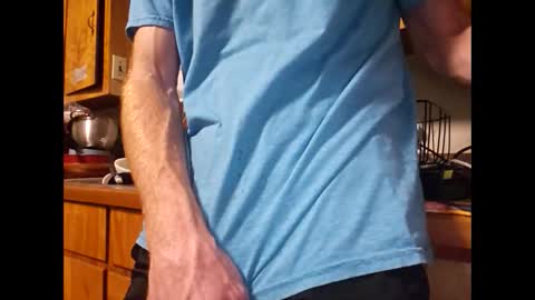 therizzler_1_of_1 online show from 04/01/26, 06:03