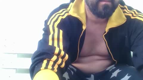 Saint online show from 04/01/26, 03:53