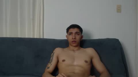 Snapshot of thesaint_xxx chatting on 12/01/25, 06:40 thesaint_xxx online show from 12/01/25, 06:40